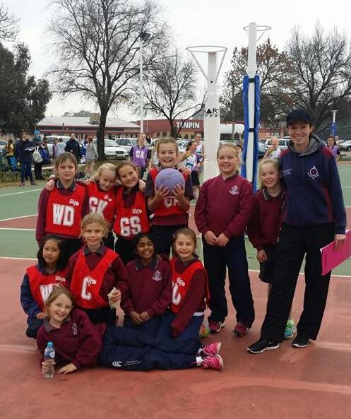 ACHIEVING THEIR GOALS: St Joseph’s School students had a great time at the Bathurst Netball Gala Day.