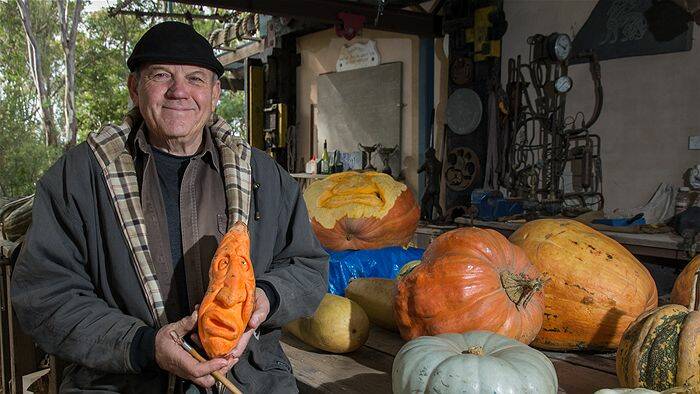 SCULPTURE: Colin Fenn is co-judge for Oberon's Waste to Art competition with his pumpkin goblin. Photo: ROBERT VIRTUE, ABC Local.