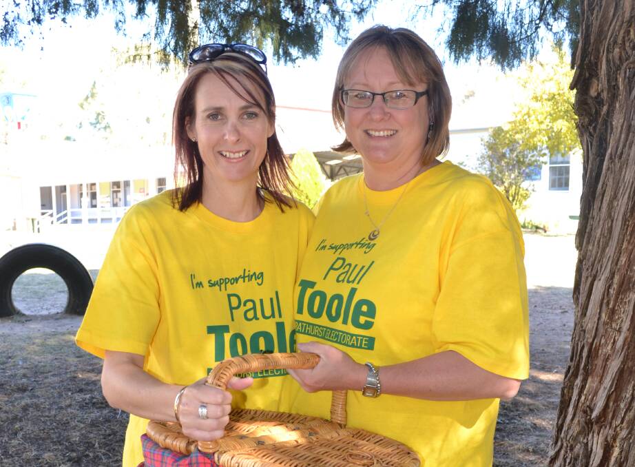 IN THE FAMILY: Joanne Toole, wife of Nationals candidate Paul Toole, is aiming to visit 20 polling locations across the electorate with her sister Michelle Hodder in support of the volunteers. Photo: NADINE MORTON 032815nmvote25