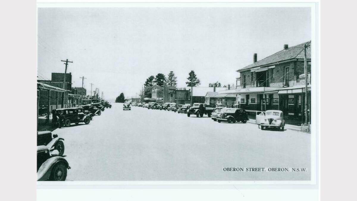 Oberon’s main street in 1940s.
