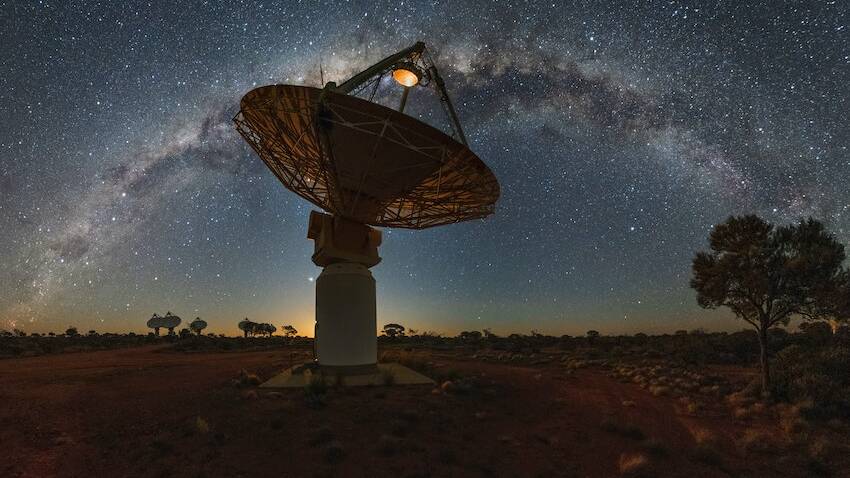 The ASKAP telescopes are being used to probe the deepest reaches of the Universe - and time itself. Image credit: CSIRO