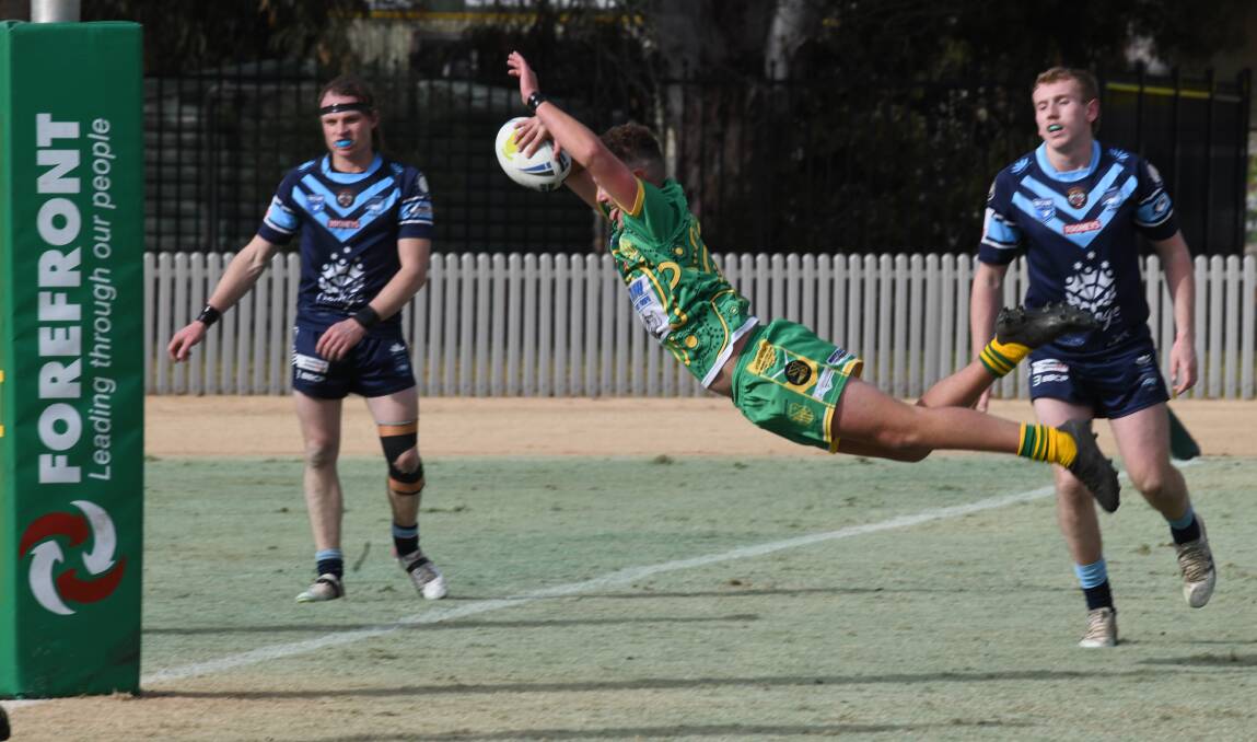 Action from the lower grade derbies between Orange CYMS and Orange Hawks. Pictures by Carla Freedman