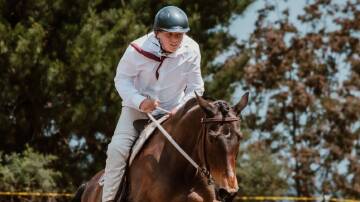 Oberon High Student Michael Jakob competing with his horse Lola. Picture by Amie Hoolahan Photography.
