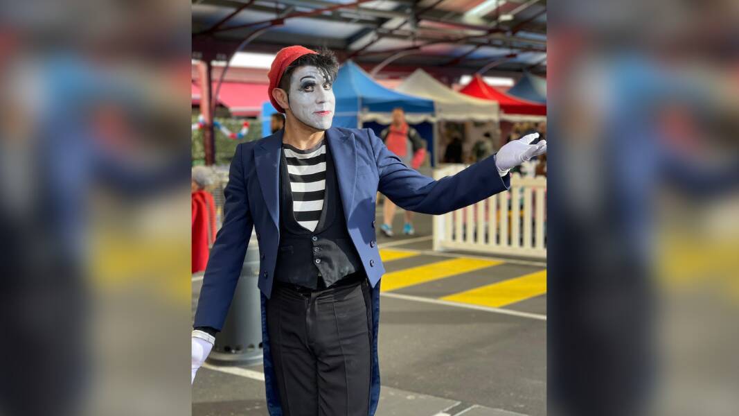 Mime Rod Lara at the Queen Victoria Market on July 7. Picture via Bastille Day Melbourne