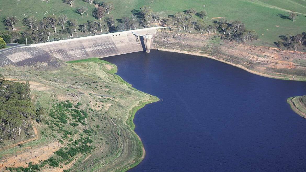 Water restrictions: Oberon Dam.