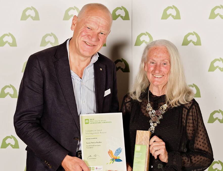 Landcare Australia chair Doug Humann presents the Indigenous Land Management Award to Aunty Francis Bodkin. Picture by Pennie Hall