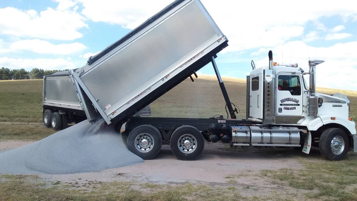 JUST SUPER: Despite very dry conditions across rural areas of the Bathurst district, there are many tonnes of single superphosphate being delivered to Tablelands farms. Photo: SUPPLIED