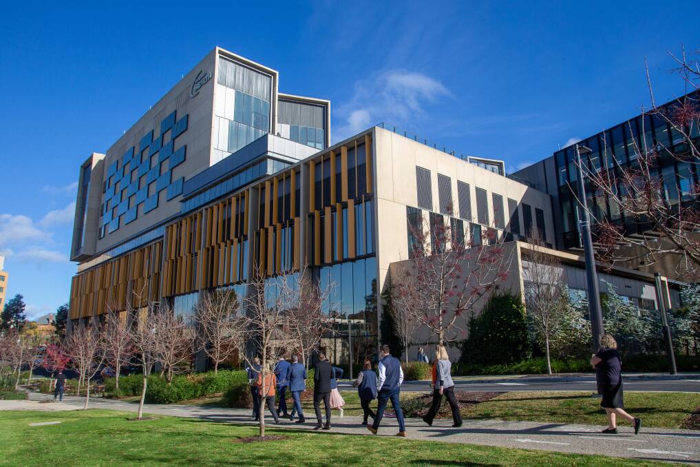 Bendigo hospital. Picture by Peter Weaving