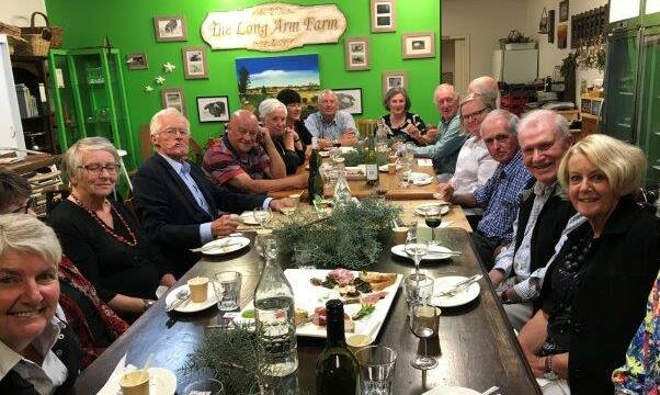 SMILE: An enthusiastic crowd enjoyed Oberon Arts Council's A Night With Harrie at the Long Arm Farm recently, gaining an insight into the artist's inspiration.