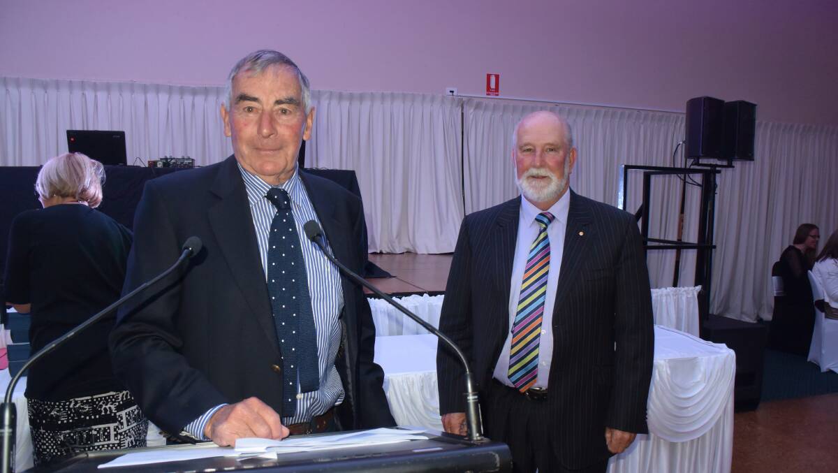 WINNERS: Former Oberon Business and Tourism Association president Tim Charge with Parkes mayor Ken Keith presenting the awards.