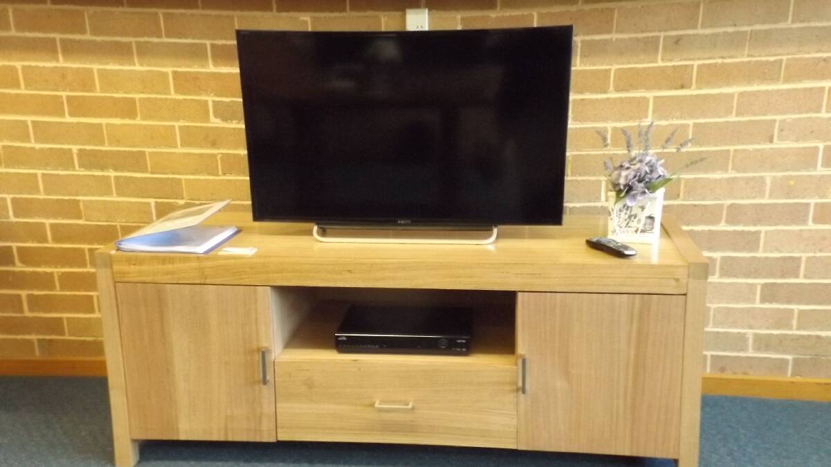 HARD WORK: A television unit made by Oberon High School student Justin Reynolds.