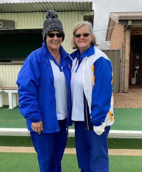 HAPPY: Oberon Women's Bowling Club members Robyn Williams and Angela Buckley were the runners-up in the Pairs Championships.