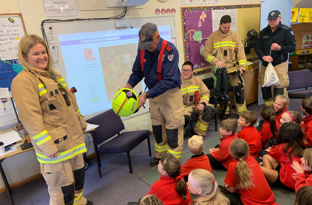 LEARNING: Oberon Fire and Rescue 411 visited Oberon Public School to talk to the students about the importance of staying calm in an emergency.