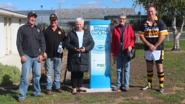 GET HEALTHY: Oberon Rugby League club president Ian Christie Johnston, committee member Sean Hanrahan, mayor Kathy Sajowitz, Elaine Boxer, and Tigers' captain/coach Luke Branighan.