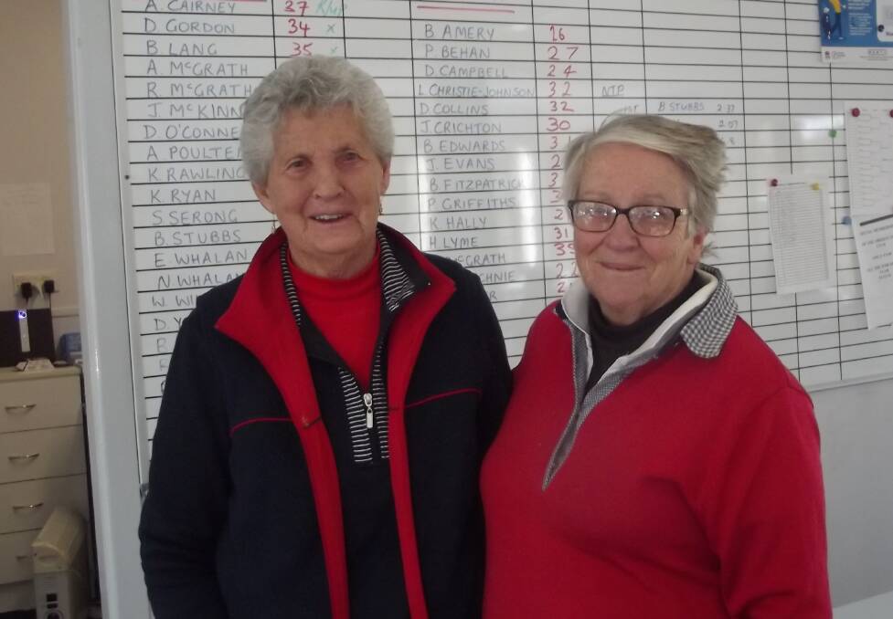 SUCCESS: Women's golf winners Colleen Saul and Marjorie Webb.