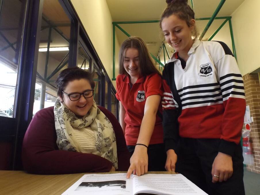 ACHIEVER: Former Oberon High School student Acacia Howarth with year 10 students Peta McGrath and Emma Schrader.