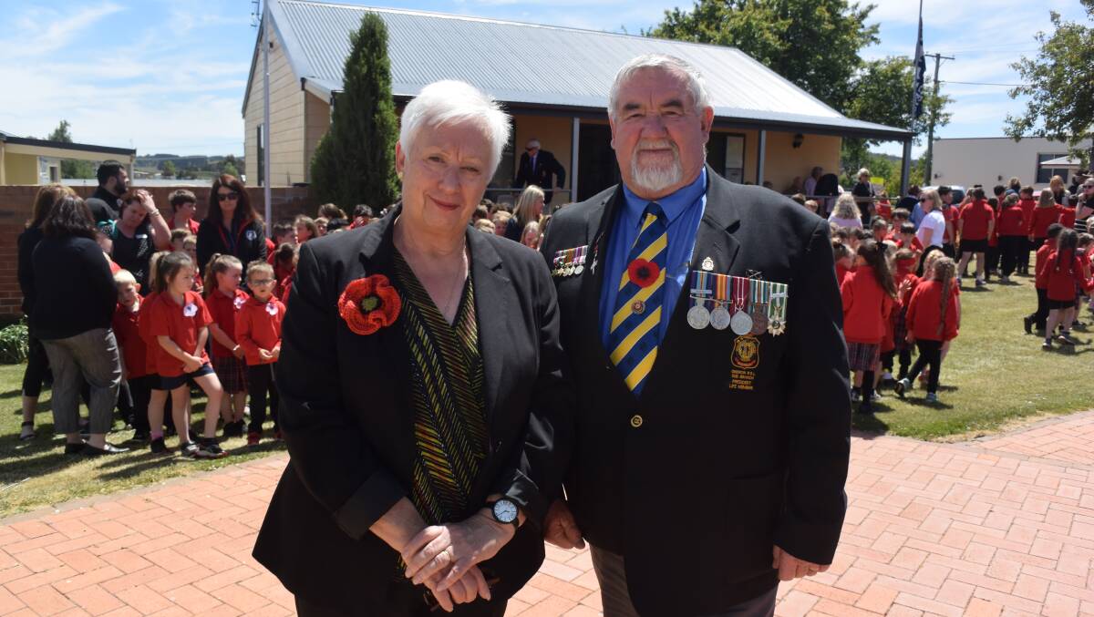 REMEMBER: Mayor Kathy Sajowitz and Oberon RSL Sub Branch president Bill Wilcox at the 2019 service.