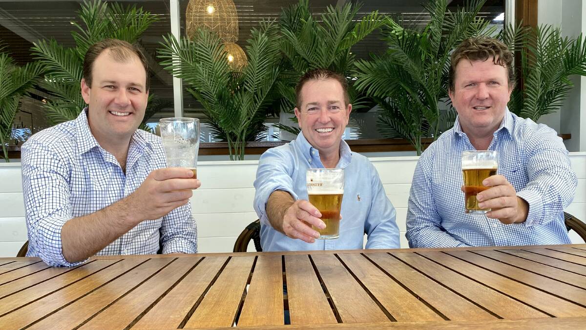 BACK IN BUSINESS: Member for Bathurst Paul Toole, centre, with Sam Farraway MCL, left, and publican Liam OHara who like hoteliers across the state are glad to be re-opening to the public again this week.