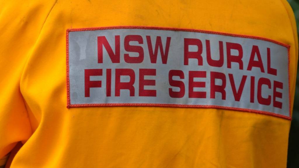 HEATWAVE: An overnight is blaze still burning north of Bathurst with NSW Rural Fire Service crews to return to scene. Photo: FILE