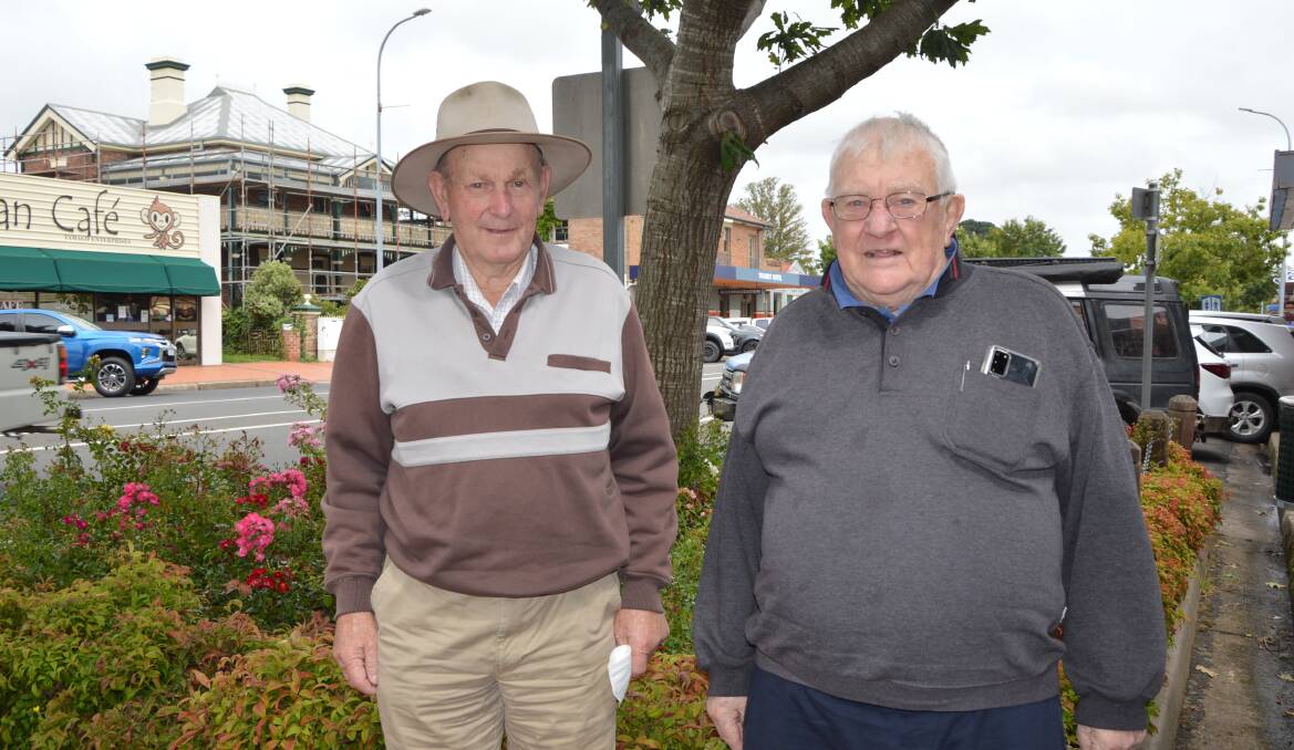 RAISING FUNDS FOR DEBS: Freemasons Oberon longest serving member Keith Harvey and worshipable brother and Deb management committee chairman Terry Boyce. Picture: ALANNA TOMAZIN